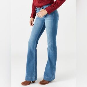 Kimes Ranch Lola 2/30